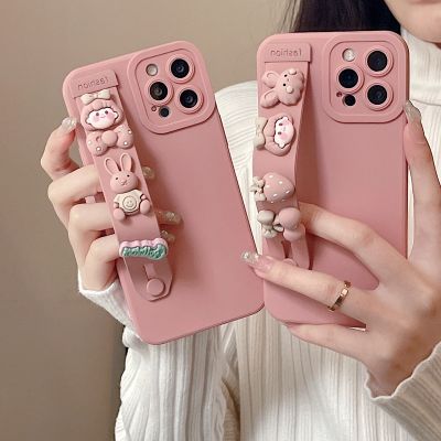 （cold noodles）   ลูกอมสีชมพู Girly สายรัดข้อมือเคสโทรศัพท์สำหรับ OPPO A15 A16 A9 A5 2020 A53S A54S A72 A73 A74 A77 A57 A76 A96 A95 A94 A93 A91ฝาครอบ4G