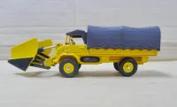 【100%-New】 Mamas &amp; Babies Atlas Dinky Truck 567 Mercedes Neige 1:43