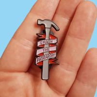 【DT】hot！ Smash the Patriarchy Feminism Brooch Pins Enamel Metal Badges Lapel Pin Brooches Jackets Jeans Fashion Jewelry Accessories