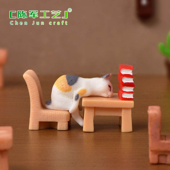 ตุ๊กตาจิ๋ว-ครอบครัวแมวเหมียว-ตกแต่งสวนถาด-แต่งสวนจิ๋ว-ราคาต่อชิ้น