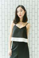 Laurel Two-Tone Lady Cami เสื้อสายเดี่ยวตัวสั้น