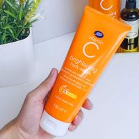 เซรั่ม วิตซี ทาผิวกาย Boots Vitamin C Brightening Body Serum 180 ml. ของแท้100%