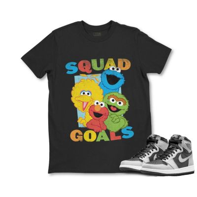 เสื้อยืดพิมพ์ลายการ์ตูน Squad Goals สไตล์ย้อนยุคฤดูร้อนสําหรับผู้ชาย  A7NP