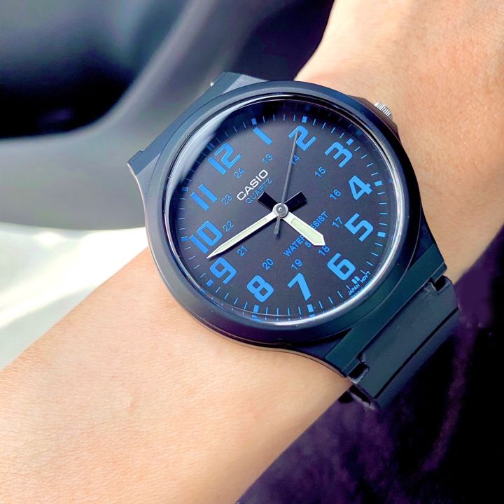 sportman-casioแท้-นาฬิกาผู้ชาย-ตัวเลขบอกเวลาสีฟ้า-นาฬิกาสายเรซิ่น-นาฬิกาcasio-คาสิโอ-นาฬิกาแบรนด์เนม-มีประกัน