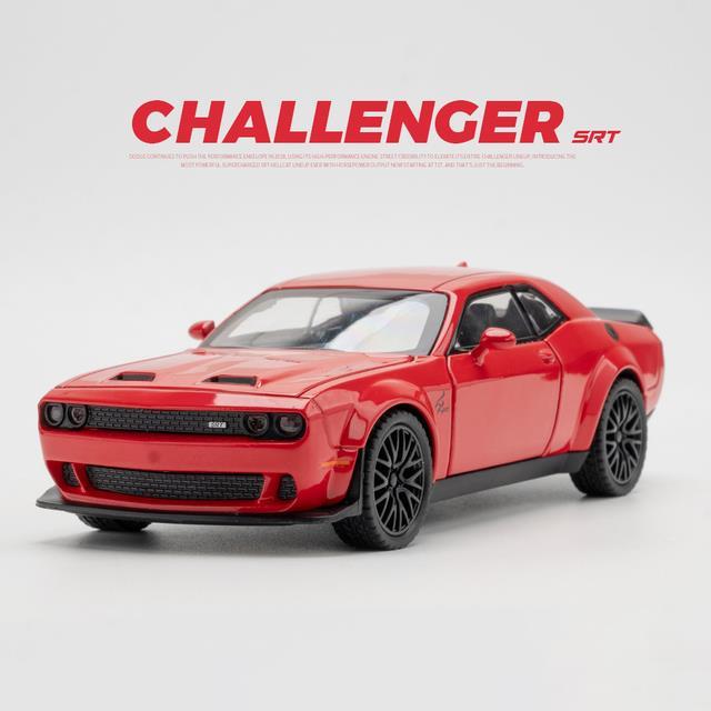 1-32-dodge-challenger-hellcat-redeye-alloy-muscle-car-model-sound-and-light-childrens-toy-collectibles-birthday-gift