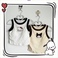 *SANRIO เสื้อครอปท็อปแขนกุดลําลอง เปิดไหล่ ลายการ์ตูน Hello Kitty Kuromi เหมาะกับฤดูร้อน สไตล์สปอร์ต สําหรับผู้หญิง [RAIN]