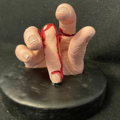 Scary Severed Hand Resin Statue Realistic Looking Hand Shape Figurine for Halloween Parties Decoration