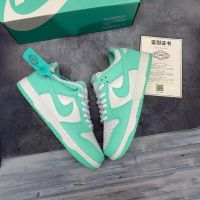 SB Dunk รองเท้ารองเท้าสนีกเกอร์ด้านบนต่ำสีเขียวทิฟฟานี่สำหรับผู้หญิงหลากหลายใหม่ฤดูร้อนระบายอากาศได้รองเท้ากีฬาลำลองสำหรับผู้ชาย