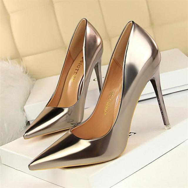 Thin heels sales