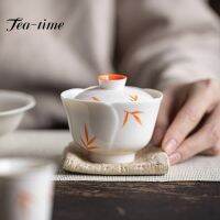 ชามมีฝาใบไม้สีแดงทำมือหยิบชาจีนชุดชา Gaiwan 100มล. ชาเครื่องเซรามิคสีเคลือบด้านใต้ด้วยมือ