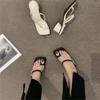 Hot sell Women Slippers 2023 Summer Retro Set Toe Metal Chain Sandals Fashion Square Head Ladies High Heels Casual Thick Heel Flip Flops