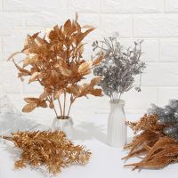 【DT】 hot  1Bunch Gold Silver Artificial Flower Simulation Leaf Faux Plant Christmas Ornament Leaf Wreath Gift Box Adornment Party Supplies