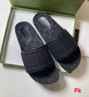 รองเท้าแตะ Guccii