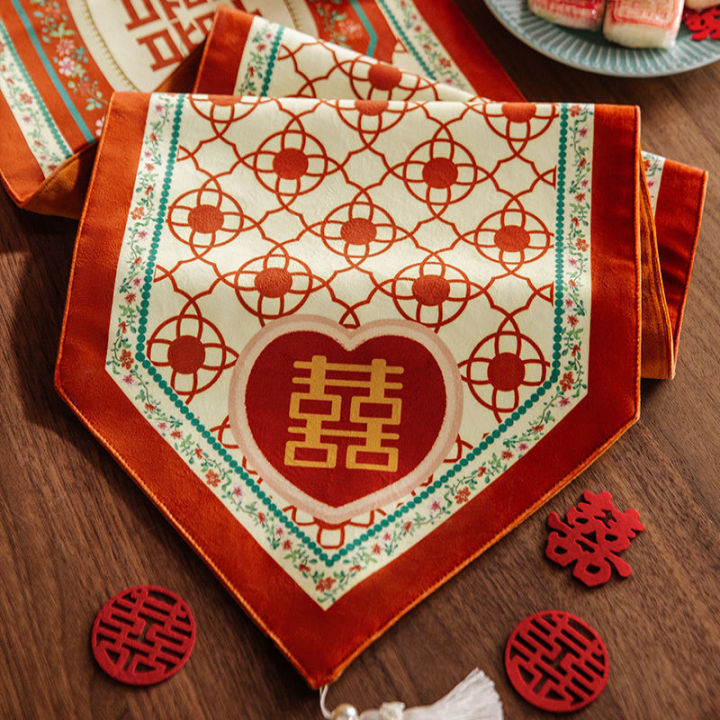 ธงบนเตียง-dhe-แถบผ้าปูโต๊ะธงตารางสำหรับงานแต่งงานตู้ข้างโต๊ะน้ำชาสีแดงยาวฝาครอบอาหารสำหรับห้องแต่งตัว