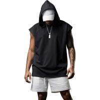 เสื้อยืดแขนกุดมีฮู๊ด T-shirt hooded mens sleeveless sports fitness