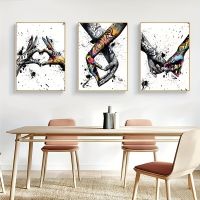 3pcs Graffiti Holding Hands Pictures Canvas Pop Abstract Paintings Living Room Wall Poster Couple Gifts for Home Decor Unframe Wall Décor