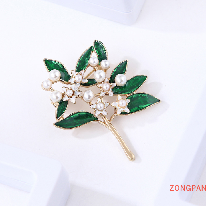 zongpan-เข็มกลัดแฟชั่นเคลือบสีขาวลายดอกไม้สีเขียวใบไข่มุกเข็มกลัดที่มีคุณภาพสูงเครื่องประดับเสื้อยกทรงแบบสร้างสรรค์สำหรับผู้หญิงผ้าพันคอหัวเข็มขัด