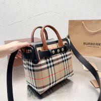 กระเป๋าหิ้วของผู้หญิง Burberry ดั้งเดิมสไตล์วรรณกรรมกระเป๋าสะพายไหล่ Handbag21ย้อนยุคอังกฤษ * 19ซม.