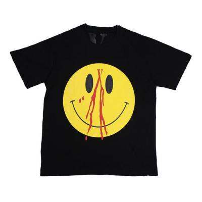 เสื้อยืด Happy Smile มีเลือดออกบนใบหน้า ดีไซน์ดั้งเดิม จัดส่งจากประเทศไทย