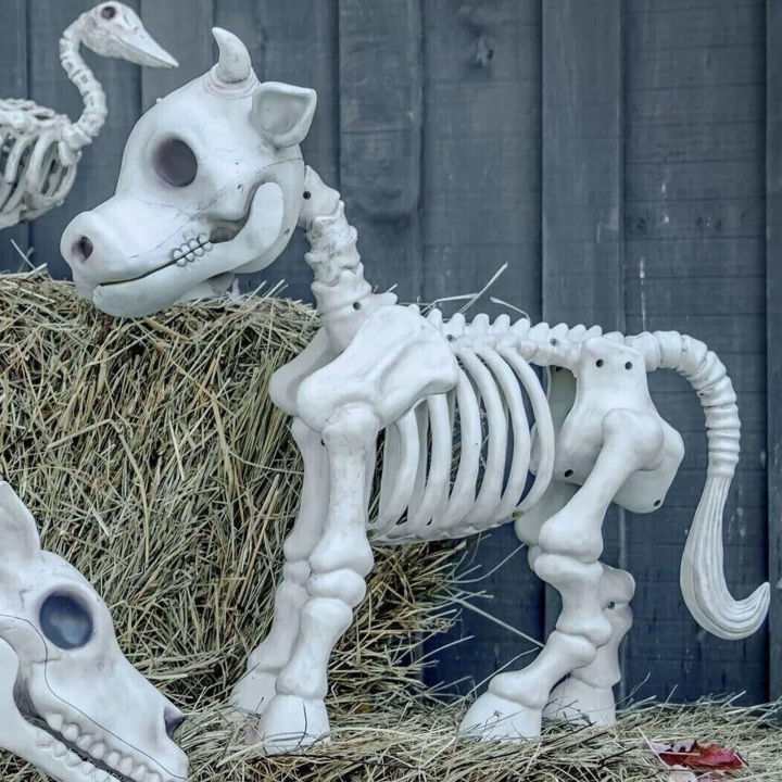 cow-skull-shape-outdoor-sculpture-household-craft-home-ornament-perfect-for-halloween-trick-or-treat
