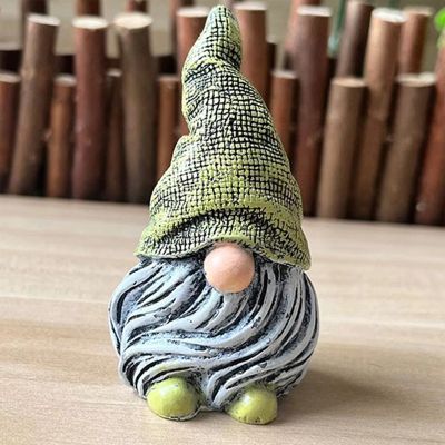 Gnome Dwarf Sculptures Cute Resin Decorative Figurine Landscape Props Decoration Craft for Outdoor Garden Lawn Courtyard