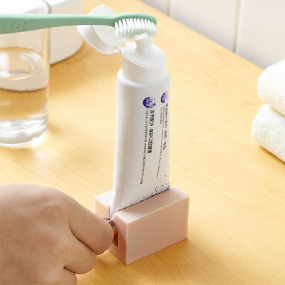 Multi-Function ยาสีฟัน Squeeze Facial Cleanser Squeeze คู่มือยาสีฟันคลิปอุปกรณ์ทำความสะอาดยาสีฟัน Companion Squeezer