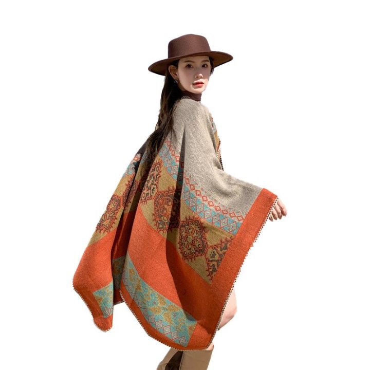 เสื้อปอนโชผู้หญิงสไตล์โบฮีเมียนกันลมผ้าพันคอสองด้านฤดูใบไม้ร่วงและฤดูหนาวลวดลายเรขาคณิต