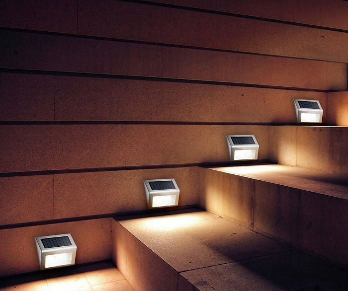 ไฟส่องพื้น-พลังงานแสงอาทิตย์-solar-powered-step-light-led-pack-2-ชุด