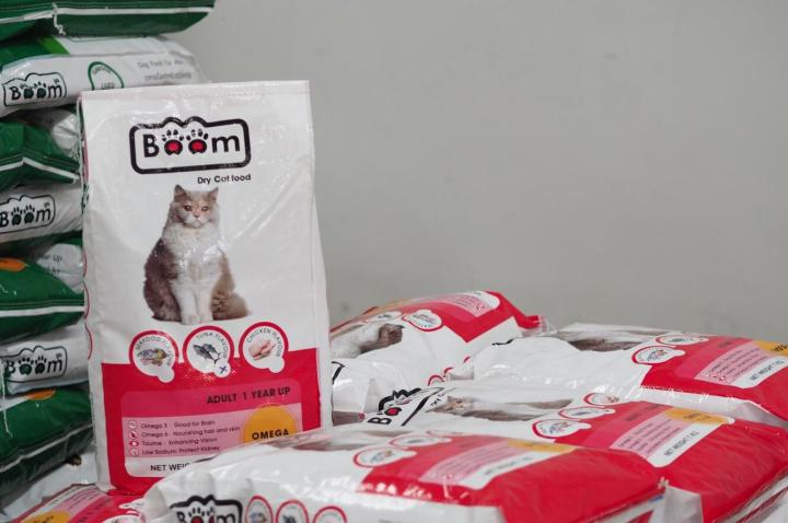 อาหารแมวboom-1ถุง-อาหารแมวบูม-อาหารแมวราคาถูกคุณภาพดี