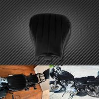 หมอนหนังคนขับสีดำสำหรับรถจักรยานยนต์ Bantal Kursi เดี่ยวสำหรับ Harley Sportster สี่สิบแปด XL1200 XL883 XL 883 72 48 2004-2015