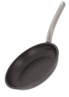 DE BUYER FRYPAN CHOC EXTREM CAST ST STEEL HDLE 28 CM