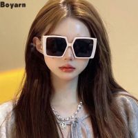 2022 New Punk Female Solar S1u Fashion Large Frame Female Fashion Sunglasses Sun Glasses