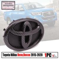 * ของแท้ * โลโก้ติดกระจังหน้า โลโก้ติดหน้ากระจัง รุ่น โตโยต้า ไฮลักซ์ รีโว่ TOYOTA HILUX REVO ปี 2015 - 2019 ลายเคฟล่า จำนวน 1 ชิ้น