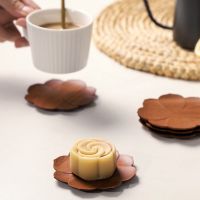 Japanese Red Sandalwood Lotus Coaster Coffee Mat Solid Wood Tea Art Cup Holder Household Insulation Tea Coaster Kung Fu Tea Set Accessories