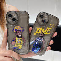 เลนส์ทรงกลมที่มีขอบหยักเคสสำหรับ IPhone 11 12 13 14 Pro Max ปลอกหลังลายการ์ตูนน่ารักบาสเก็ตบอล NBA James ฝาหลังกันกระแทกแบบใสเคสโทรศัพท์มือถือ