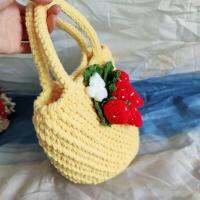 Womens handbag, strawberry lovely woven bag, manual hook woven drum bag, finished product