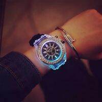 Uni Fashion Geneva Silicone Colorful Light Quartz Watch