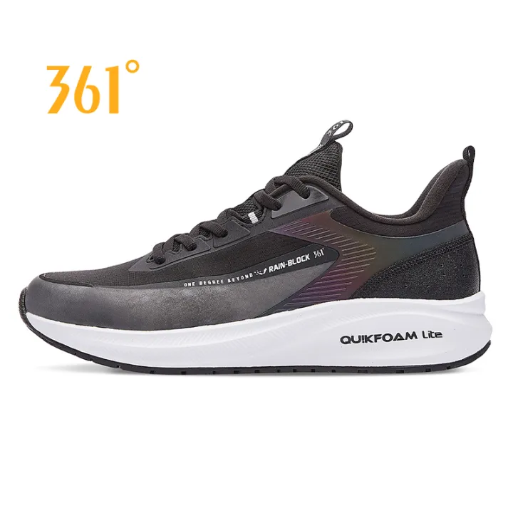 lightweight water resistant running shoes