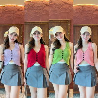 ?SpinnyHouse?ครอปเสื้อกล้าม แต่งกระดุมหน้า ผ้าร่องไหมพรม ? ผ้าคือยืดเยอะมาก ใส่แล้วเกาหลีเกาใจสุด ใส่ง่ายมาก รุ่น ปะการัง