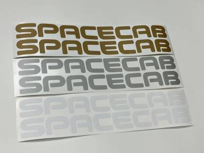 สติ๊กเกอร์แบบดั้งเดิม งานตัดคอม คำว่า SPACECAB ติดแค็ป ISUZU SPACECAB TFR ปี 1989 ติดรถ แต่งรถ sticker อีซูซุ ปี1989