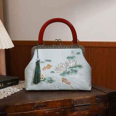 กระเป๋าคลัทช์ปักลายสีขาวสไตล์จีนกระเป๋าถือสไตล์จีนกระเป๋าถือปักลายสวยงาม
