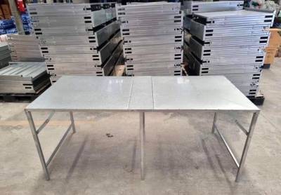 โต๊ะสนาม โต๊ะทานข้าว โต๊ะเอนกประสงค์ โต๊ะวางของ โต๊ะพับได้ ขาเหลี่ยม เป็นเหล็ก ขนาดกว้าง75cm ยาว 180cm สูง80cm ใช้สำหรับวางของ ขายของ
