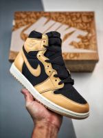 [First Fashion] 【พร้อมส่งของแท้?/ รุ่นนี่ใส่ตรงไซส NIKE Air Jordan 1 Retro High OG แฟชั่น รองเท้ากีฬา（สินค้าพร้อมกล่อง อุปกรณ์ครบ จัดส่งฟรี）