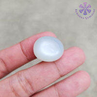 Big Size 27.34 ct. พลอยมุกดา, มุกดาหาร หรือ จัทรกานต์ (Natural Moonstone) มีเหลือบสีขาว เป็นพลอยที่มีเสน่ห์และเป็น 1 ในพลอยนพเก้า การันตีพลอยแท้