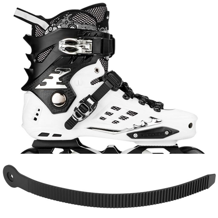 Bạn có biết có giày trượt patin sử dụng xung năng lượng không? Xem hình ảnh để khám phá tính năng đặc biệt này và xem các chi tiết của giày trượt patin tiên tiến này.