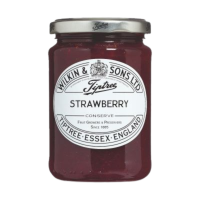 ทิปทรี แยมผลไม้ สตรอว์เบอร์รี่ 340 กรัม - Tiptree Strawberry Preserve Fruit Spread Jam 340g