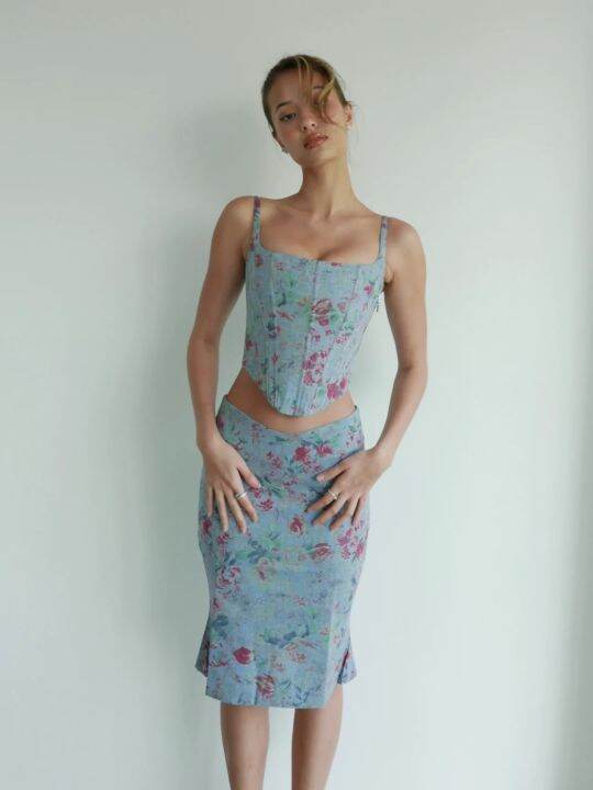 MIXEDGALS RACHEL MIDI SKIRT DENIM RED FLORAL Lazada.co.th