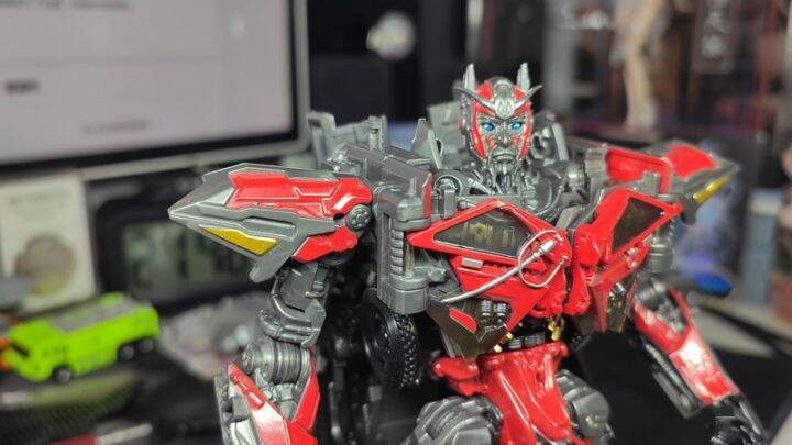 baiwei-18cm-new-transformation-anime-action-figure-toys-boy-cool-fire-truck-beautifully-painted-robot-car-model-ss61-tw-1024