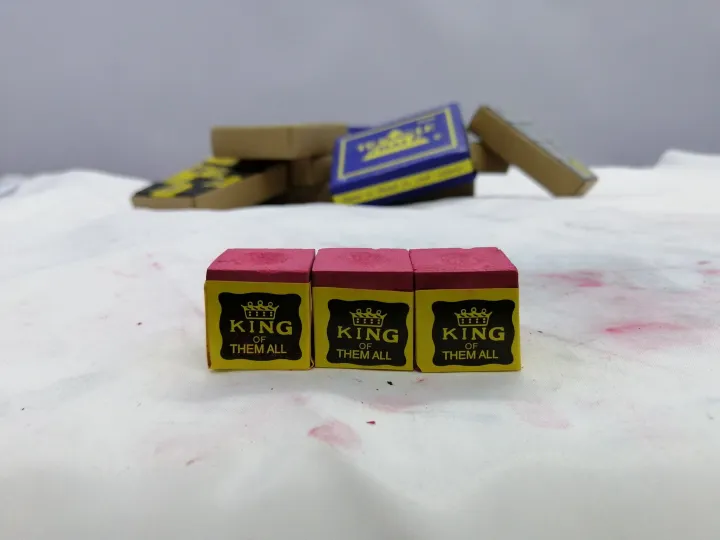 Triangle Red Billiard Chalk ( 3 Pcs ) / Tisa ng Bilyaran Lazada PH
