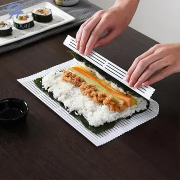 1pc Wooden Sushi Mat, Simple Kitchen Sushi Rolling Mat For Household